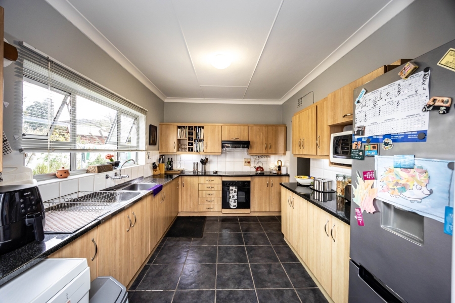 4 Bedroom Property for Sale in Beacon Bay Eastern Cape